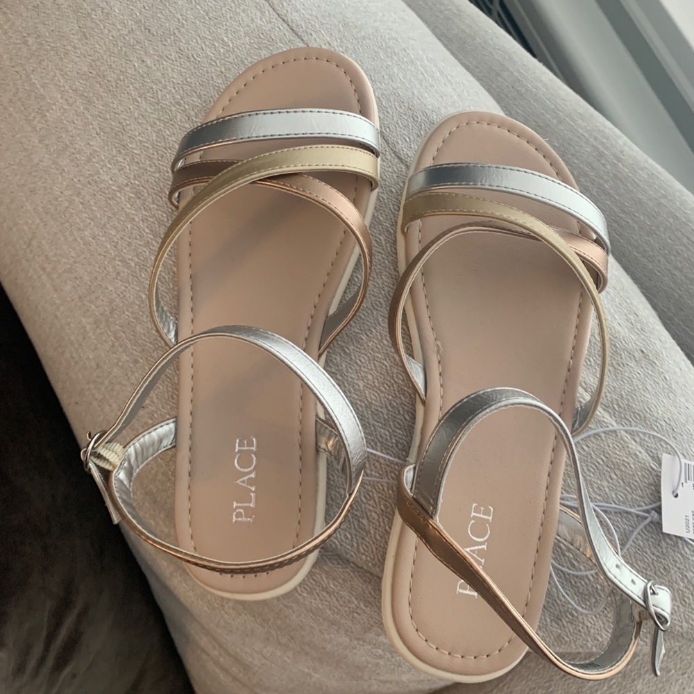 Sandals - Picture 3 of 3